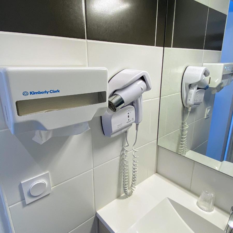 Logis - Le Christina Hotel Bourges Kültér fotó