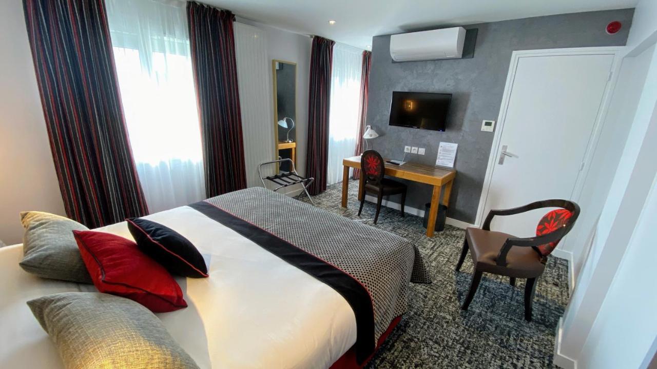 Logis - Le Christina Hotel Bourges Kültér fotó