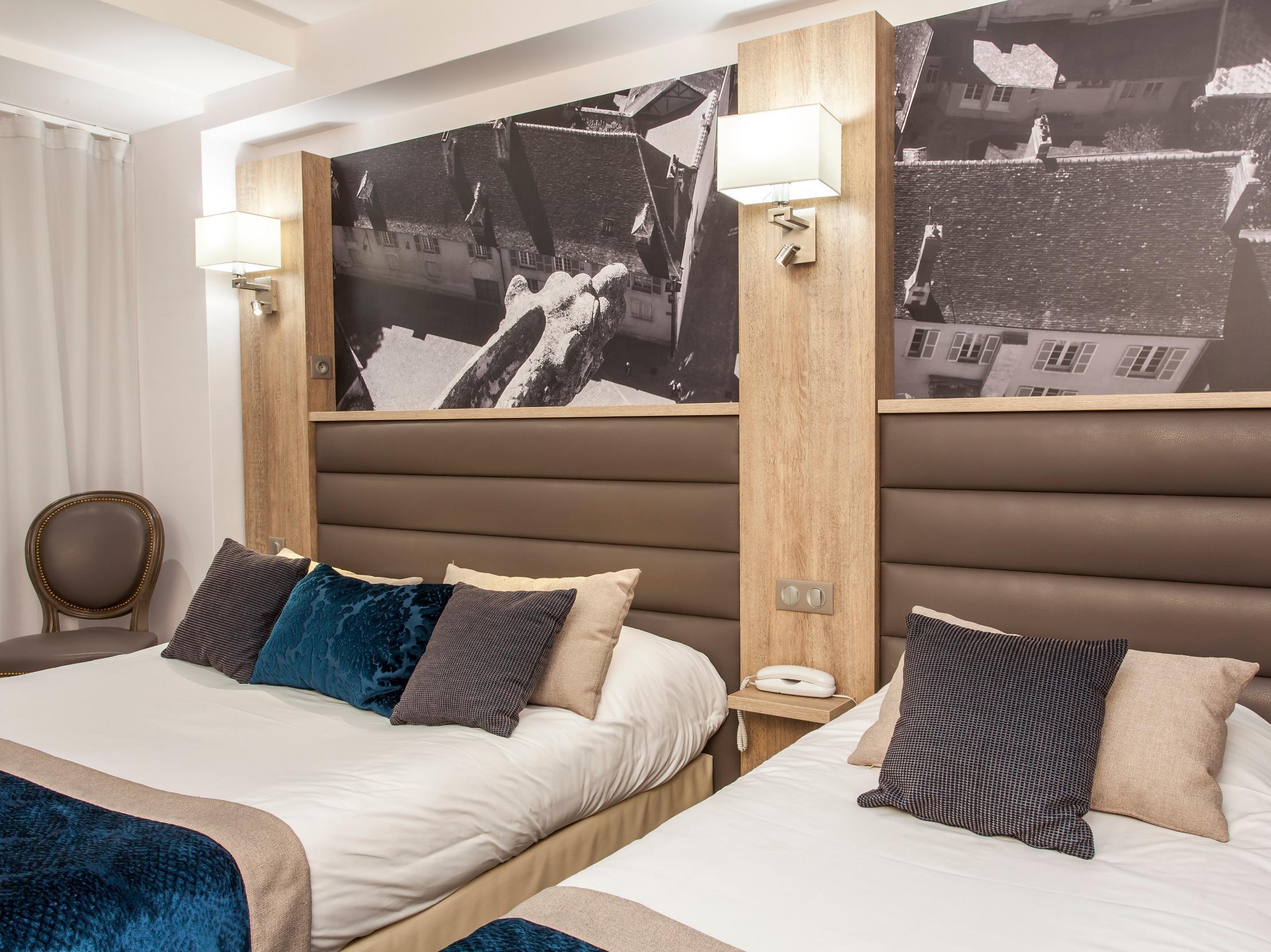 Logis - Le Christina Hotel Bourges Kültér fotó
