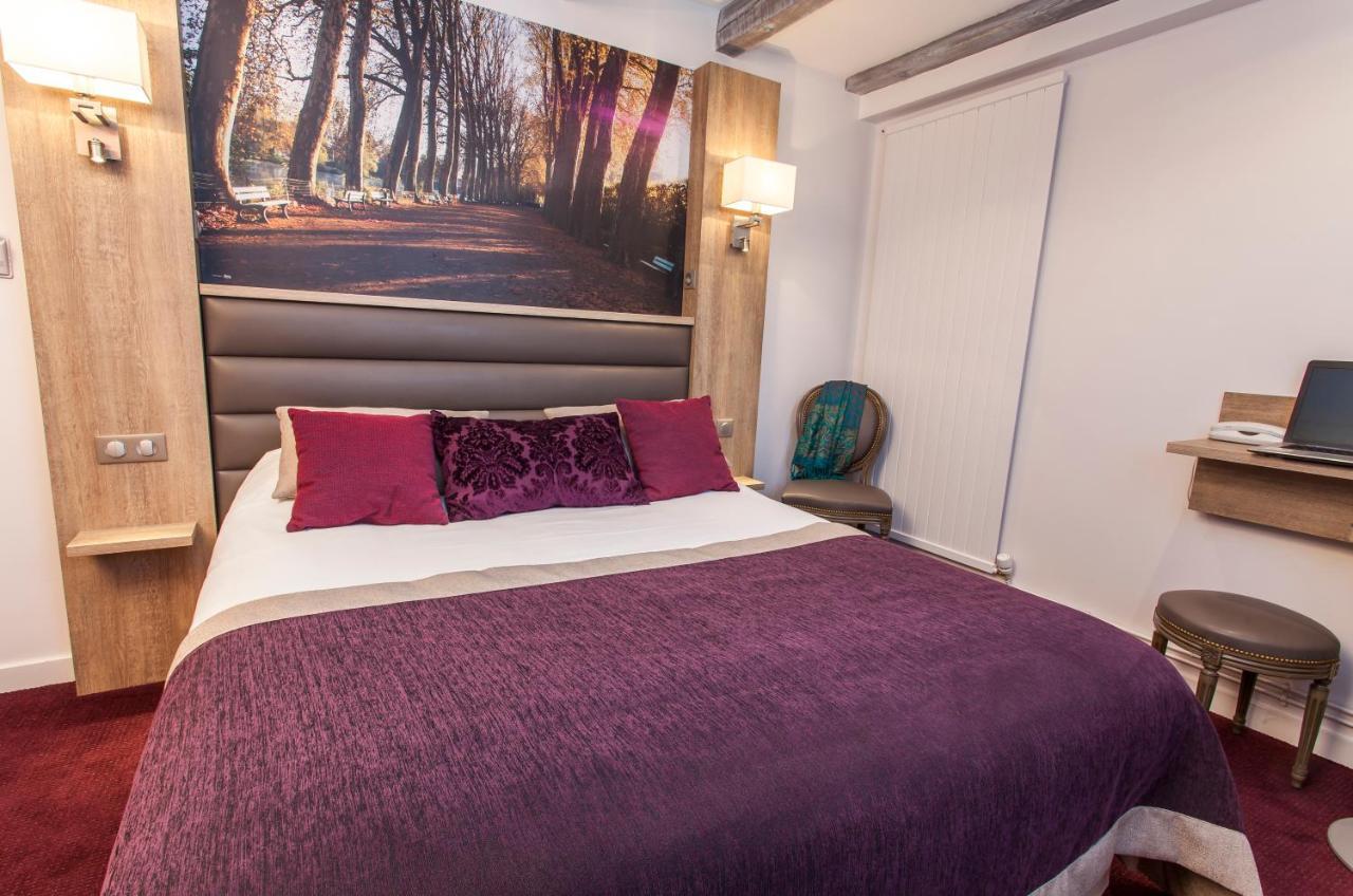 Logis - Le Christina Hotel Bourges Kültér fotó